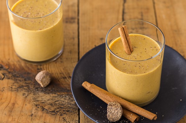 Pumpkin Pie Smoothie | 12 Healthy Pumpkin Recipes Perfect for Fall | Her Beauty