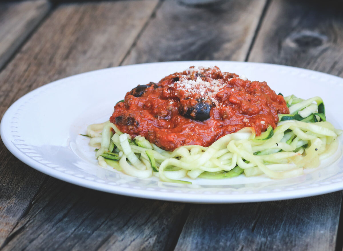 zucchini pasta marinara sauce