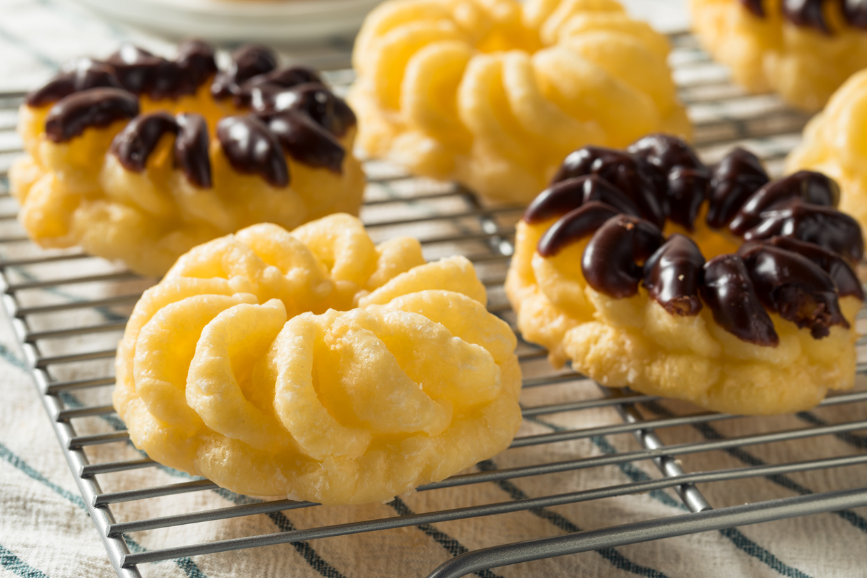 Homemade Sweet French Cruller Donuts