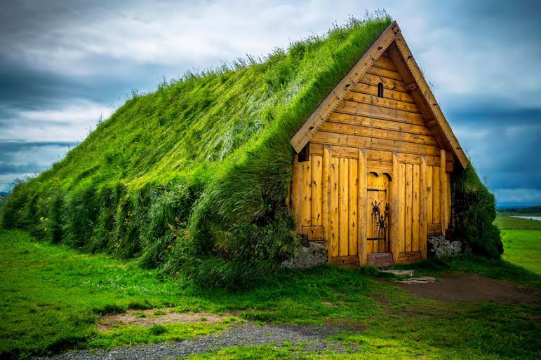 amazing-fairytale-grass-roofs-of-scandinavia-07