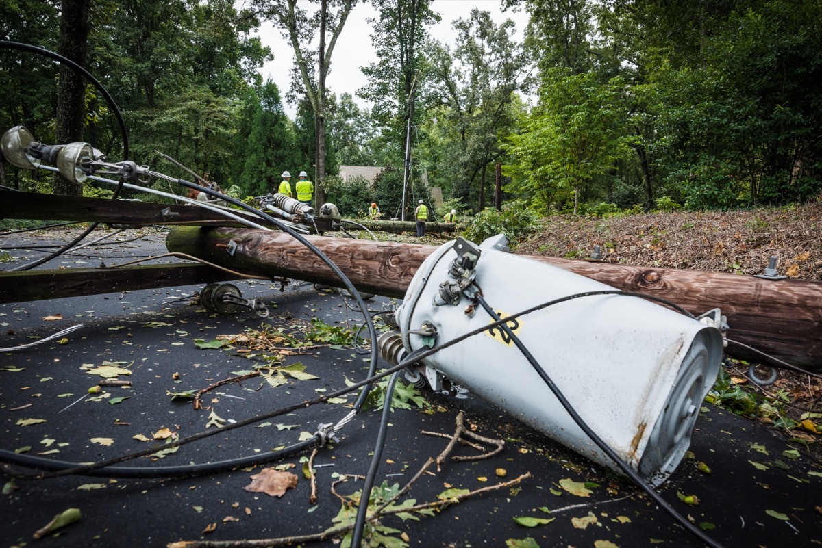 downed-power-line