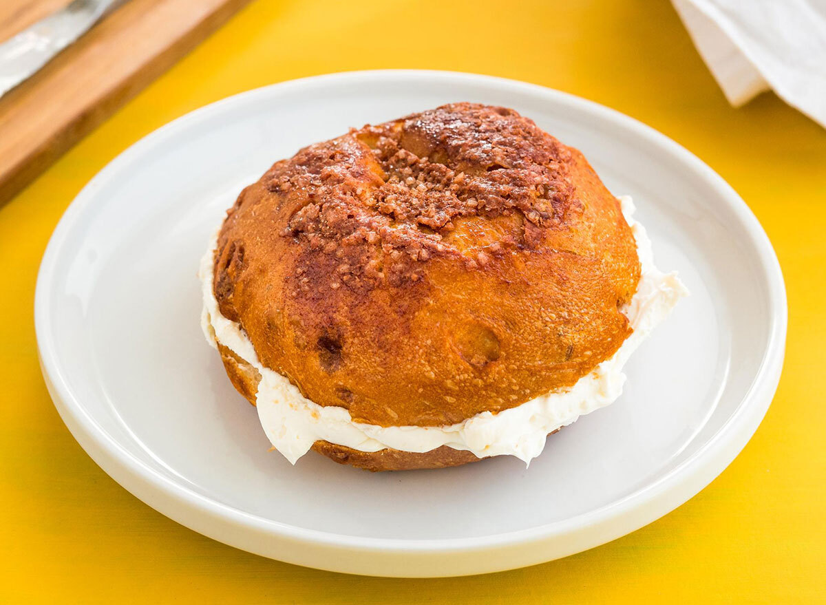 panera cinnamon bagel