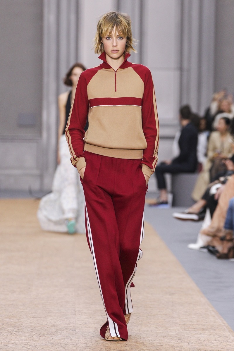 PARIS, FRANCE - OCTOBER 01: A model walks the runway during the Chloe show as part of the Paris Fashion Week Womenswear Spring/Summer 2016 on October 01, 2015 in Paris, France. - Image