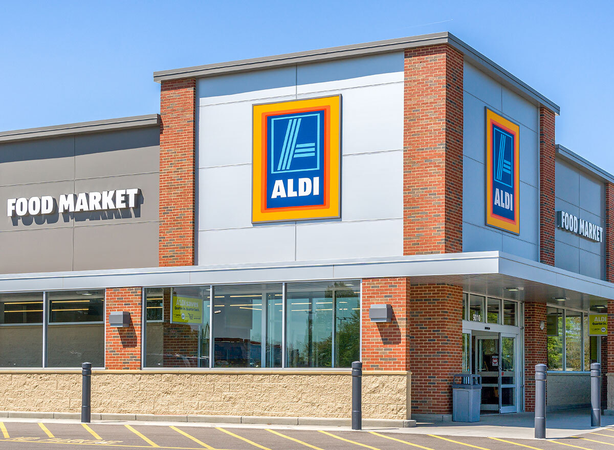 Aldi store front