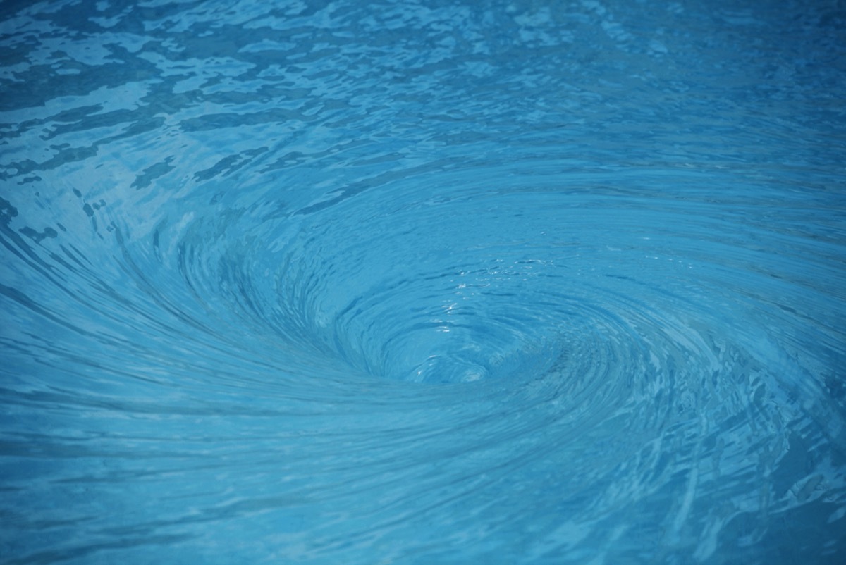 swirling pool drain