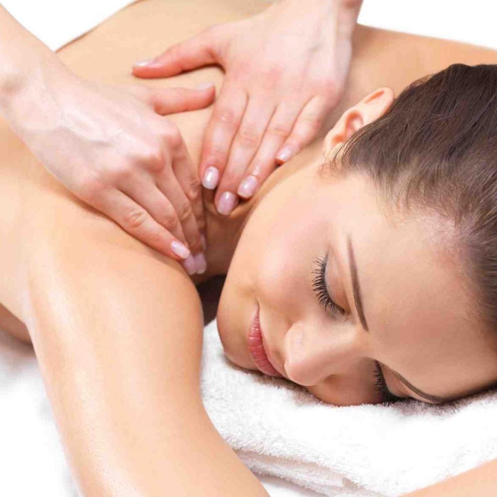 Traditional Massage | 9 Best Spa Treatments Every Women Should Try | Her Beauty