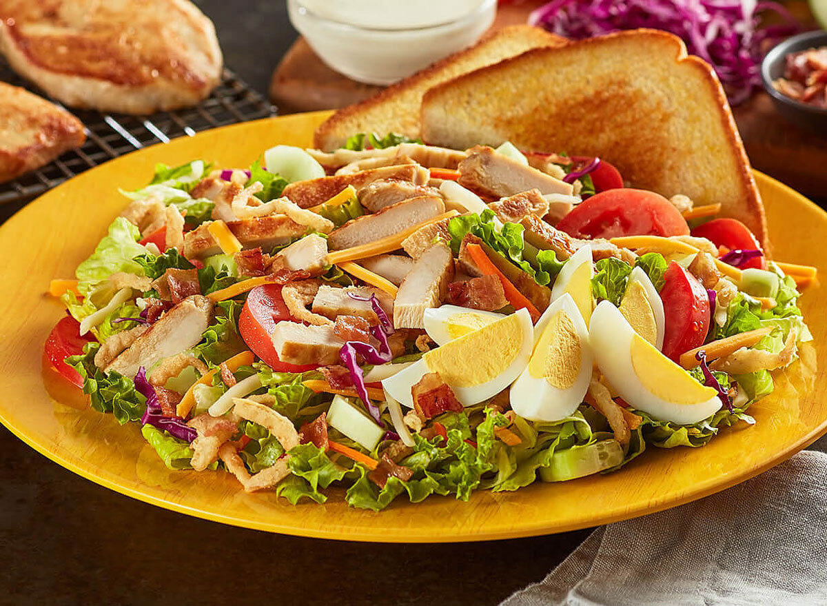 Zaxbys fried cobb salad