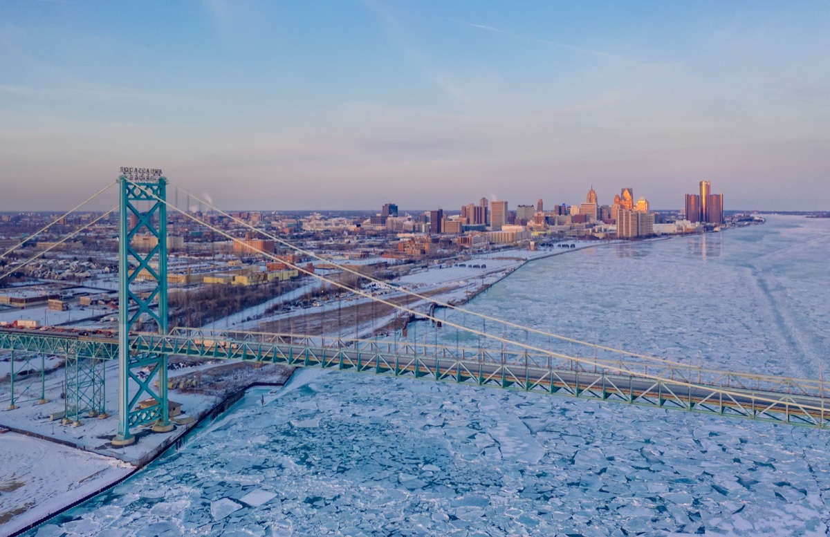 Snowy winter skyline in Detroit