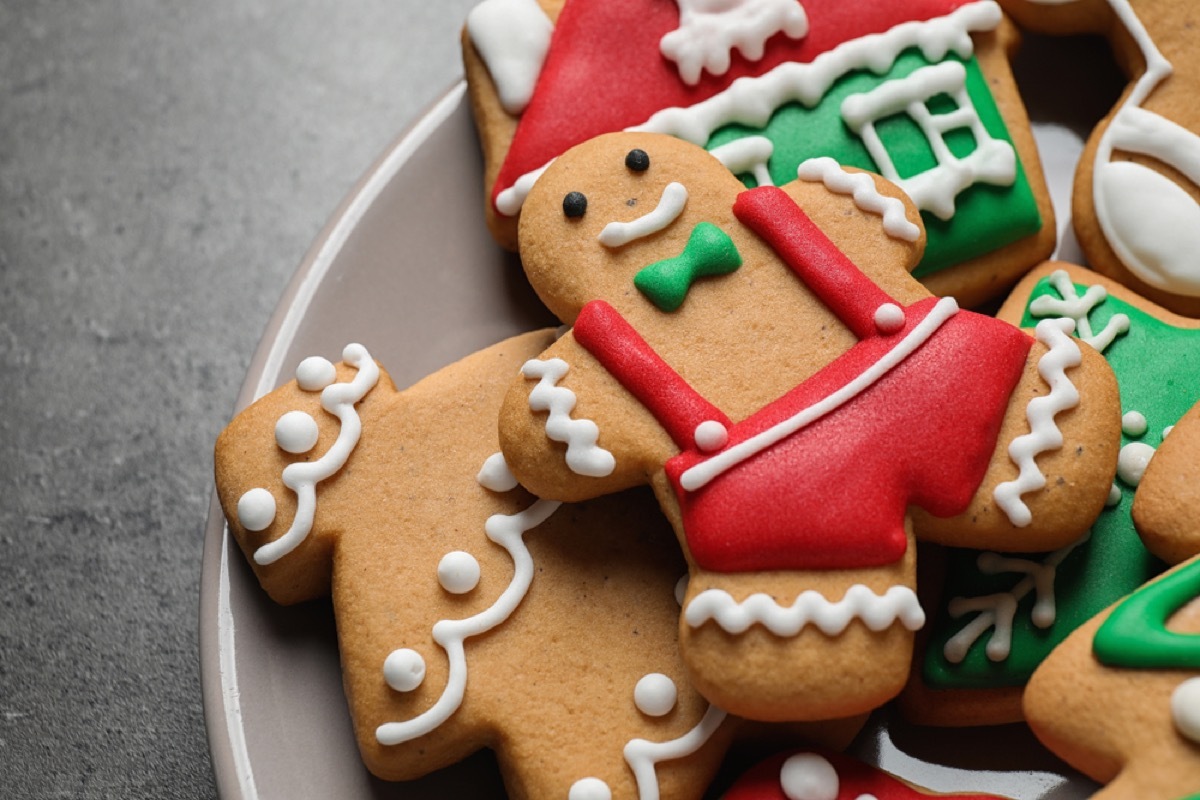 gingerbread men on white plate