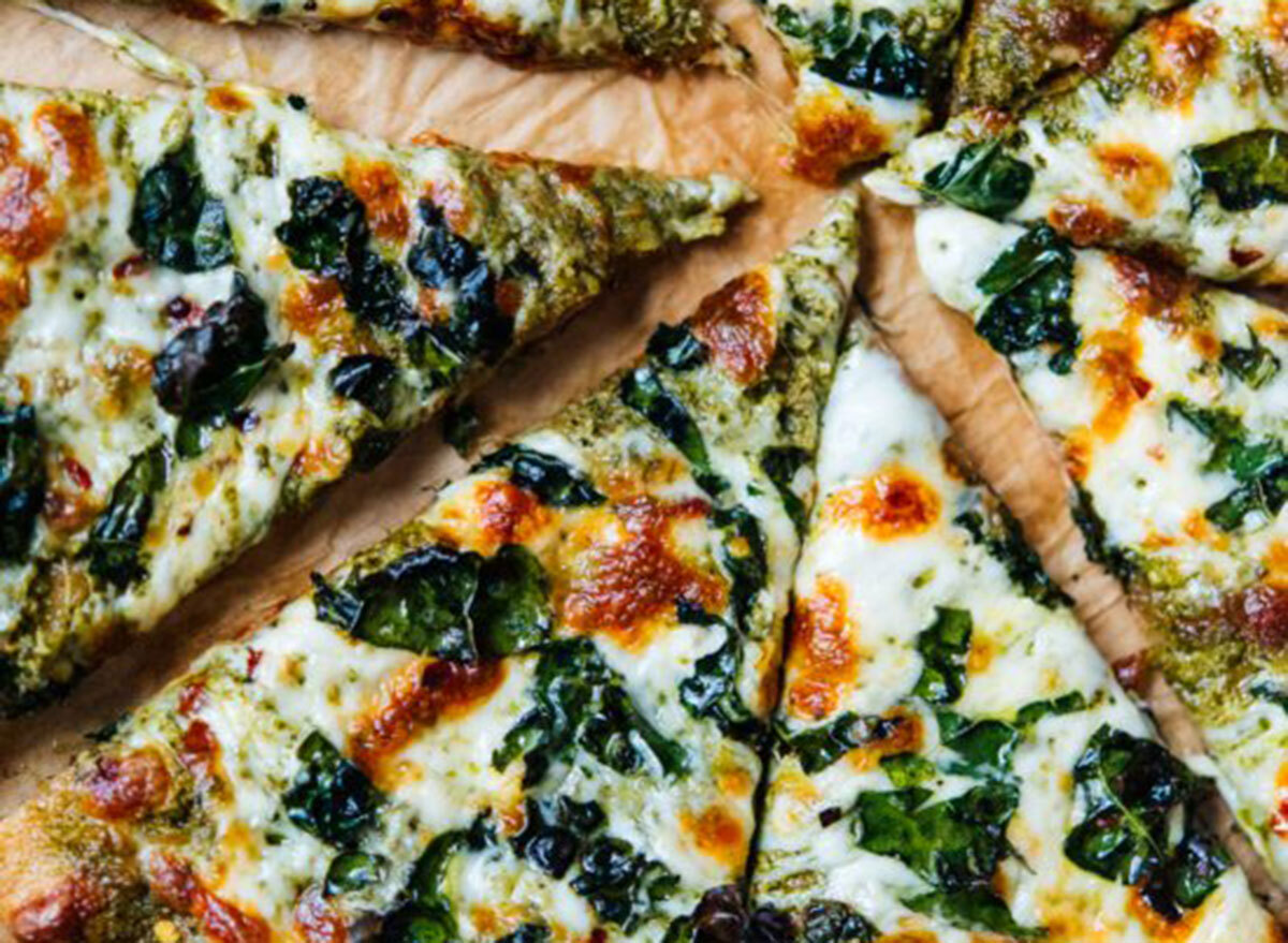 kale pesto pizza