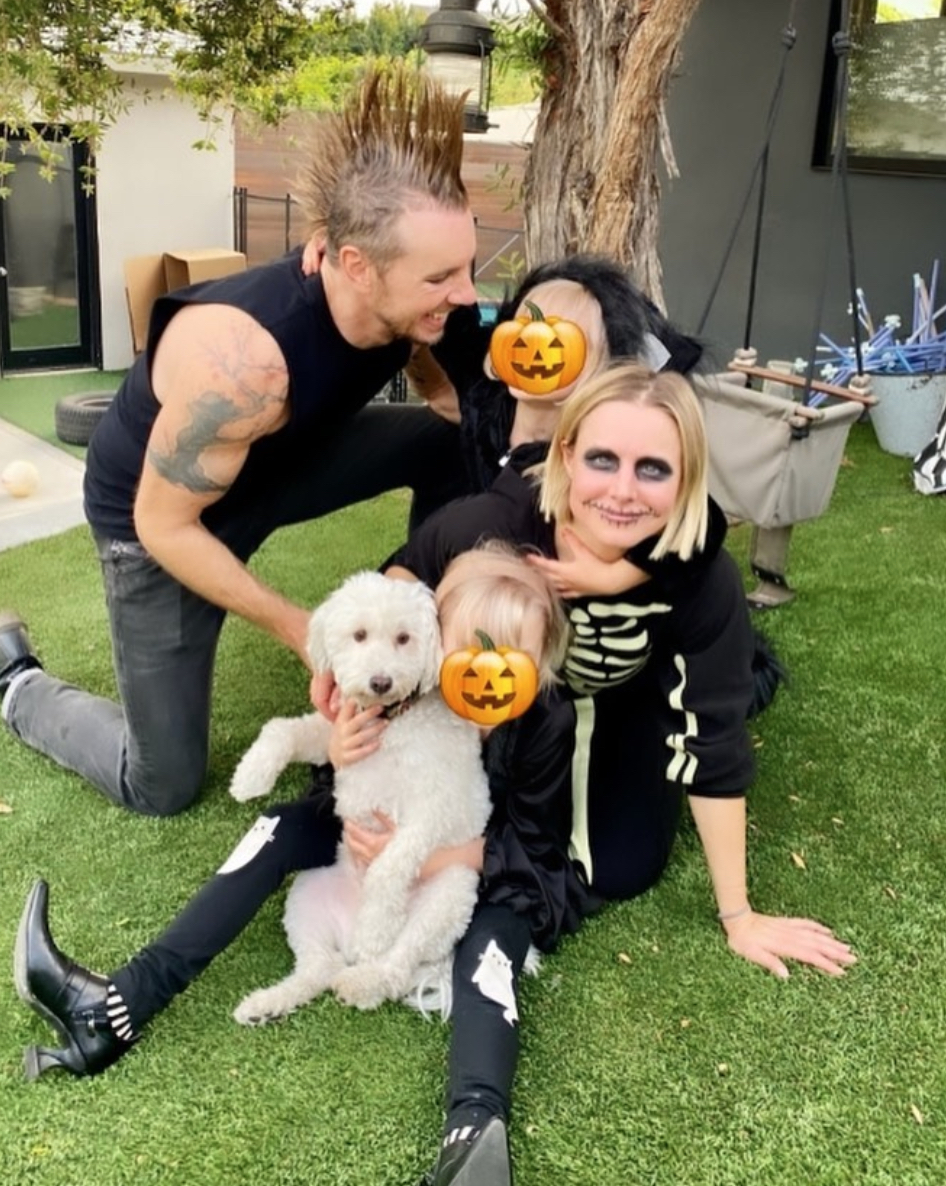 Kristen Bell Dax Shepard family Halloween