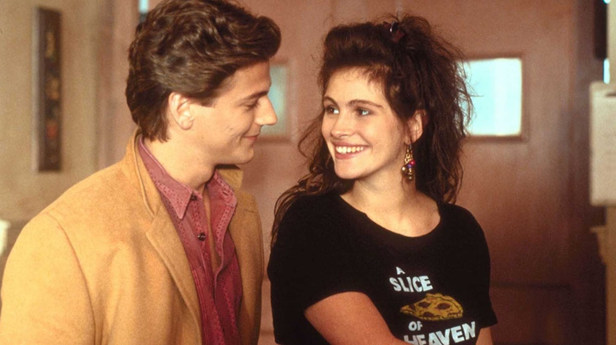 Julia Roberts in Mystic Pizza