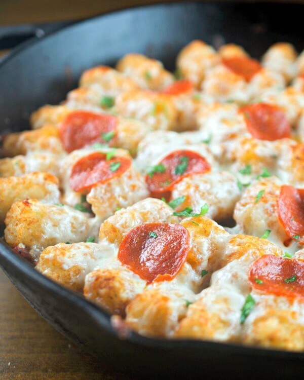 tater tot pizza casserole