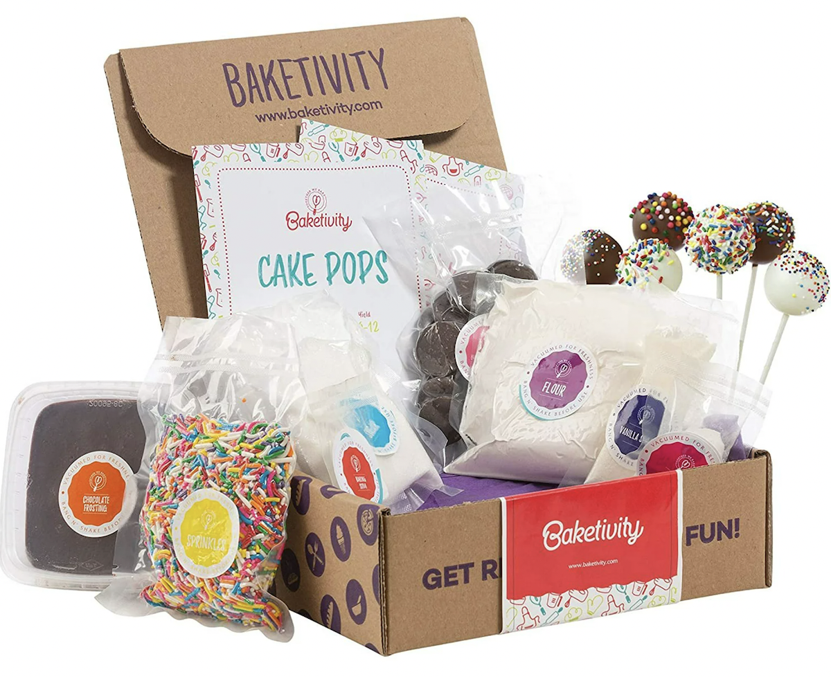 Baketivity DIY cake pop-baking set from Walmart