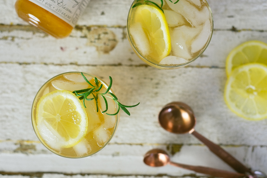 Whiskey Lemonade Cocktail - Quirky Summer Drinks 5