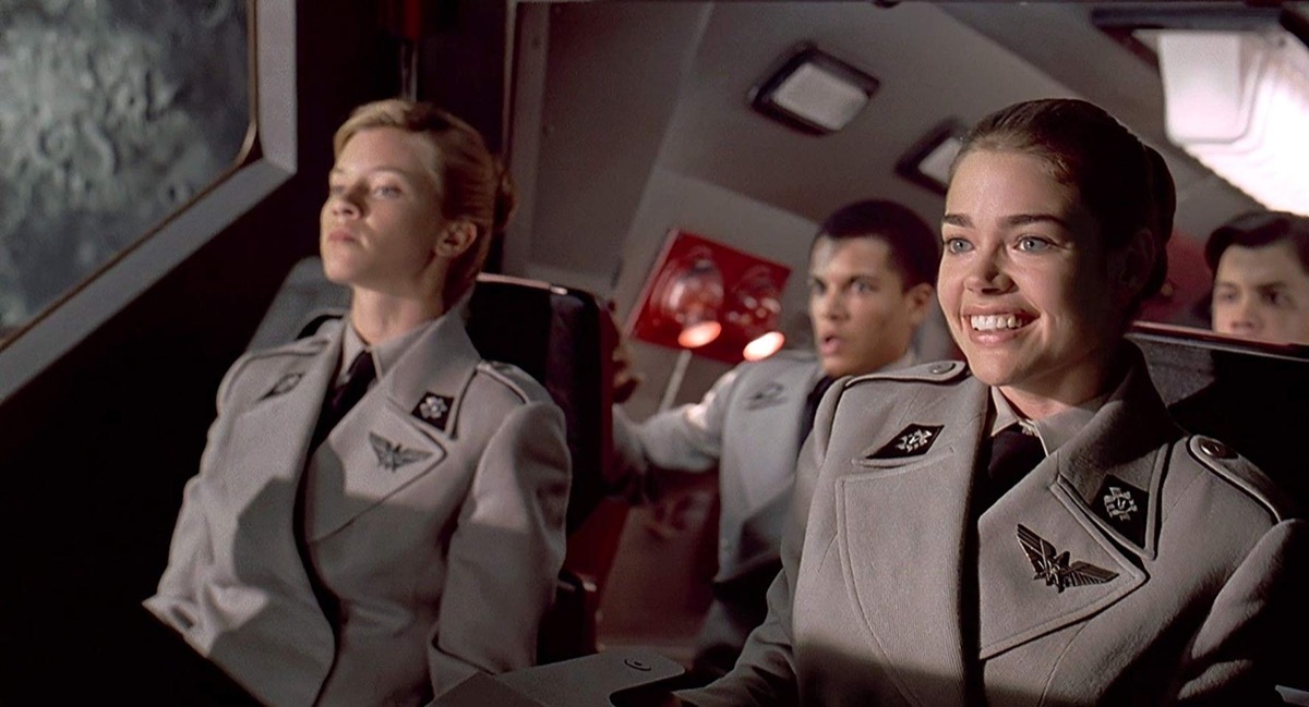 Denise Richards and Amy Smart in Starship Troopers (1997)