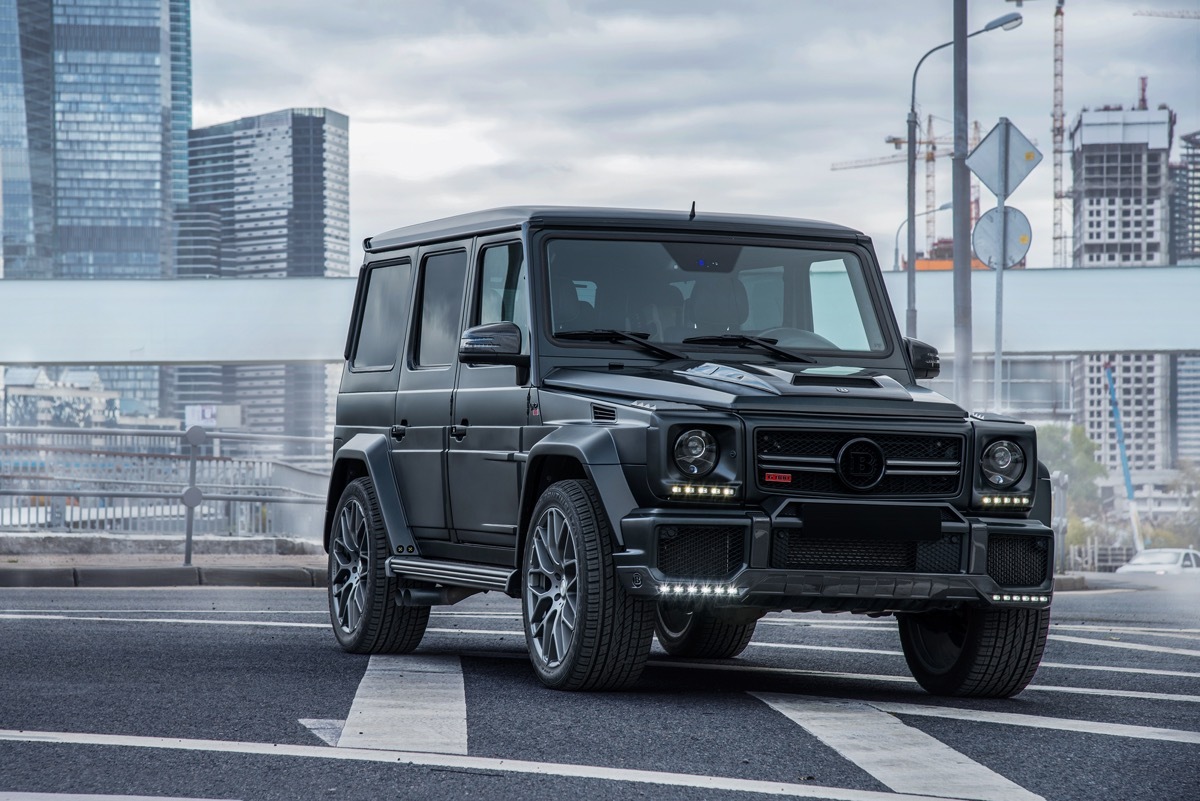 a 2018 Mercedes Benz G Class in front of a building