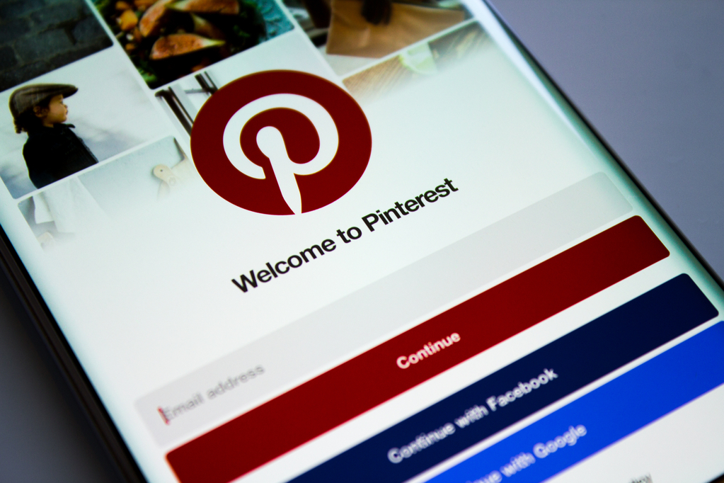 Pinterest on Tablet Social Media