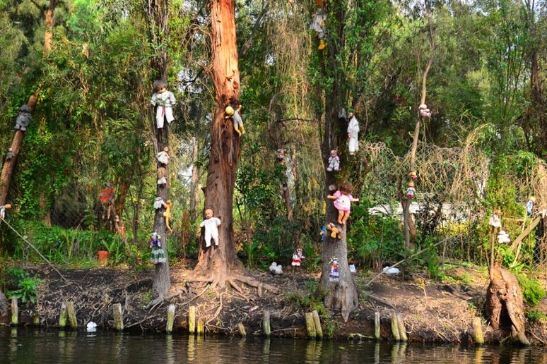 Island of the Dolls, Mexico