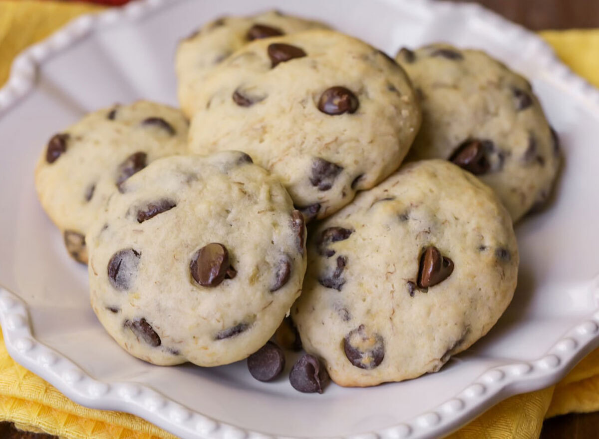 plate of banana chocolate chip cookies