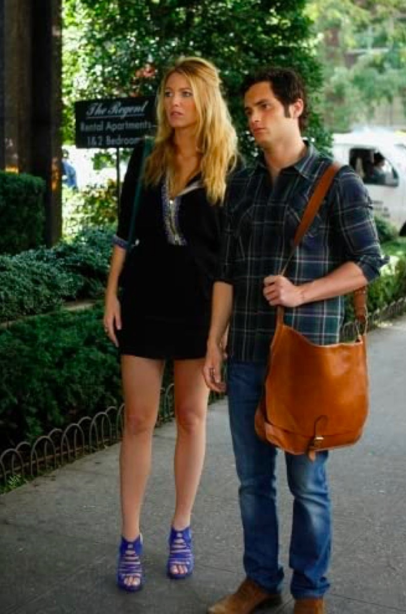 Blake Lively and Penn Badgley in gossip girl