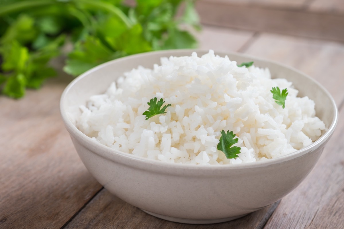 cooked whit rice in bowl