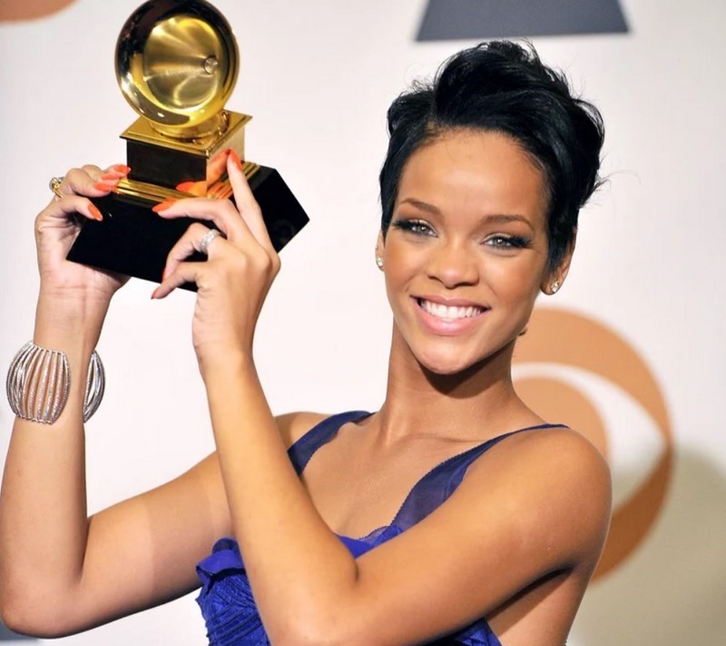 How Many Grammys Does Rihanna Have? | 9 Things You Always Wanted To Know About Rihanna | Her Beauty