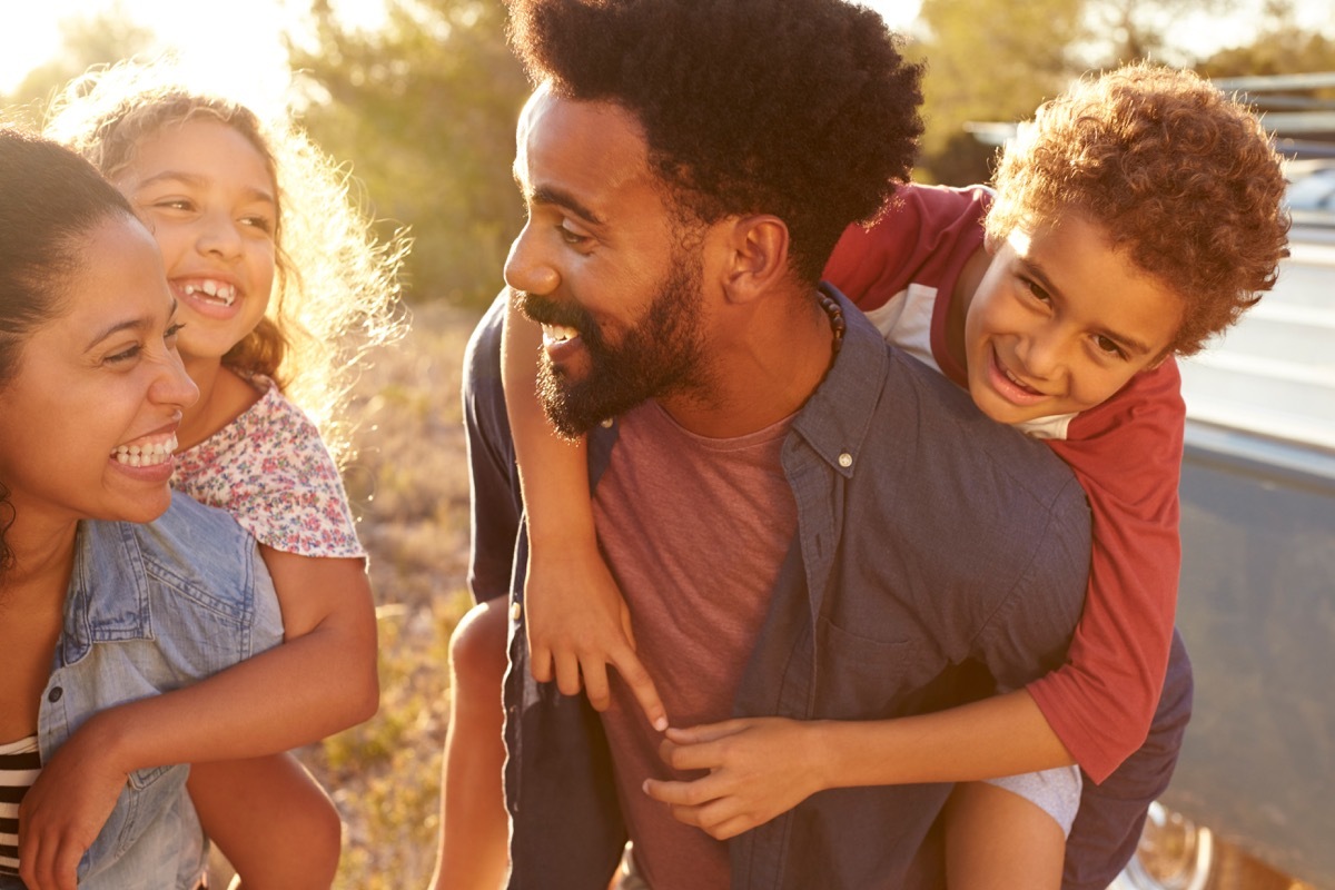 Parents giving their kids piggybacks relationships with big age difference