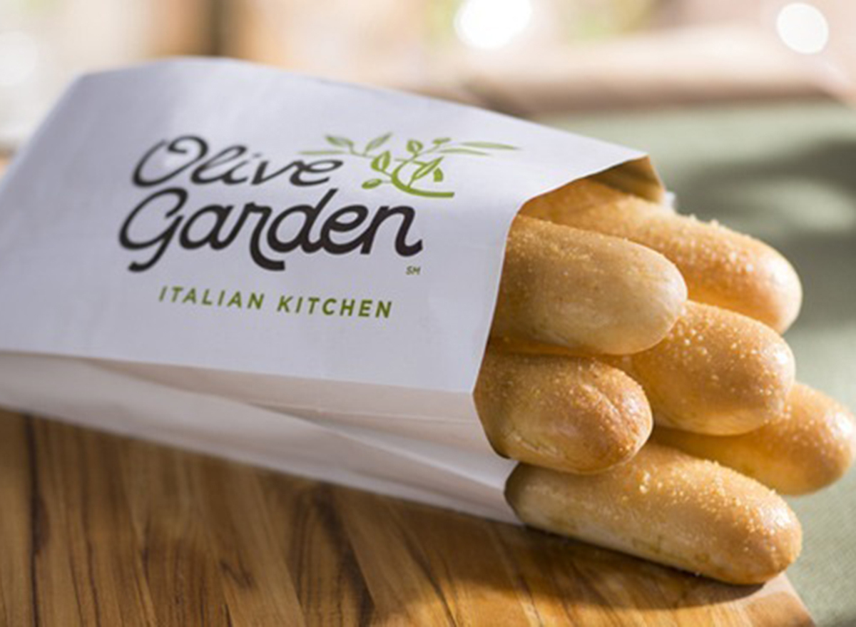 breadsticks at Olive Garden